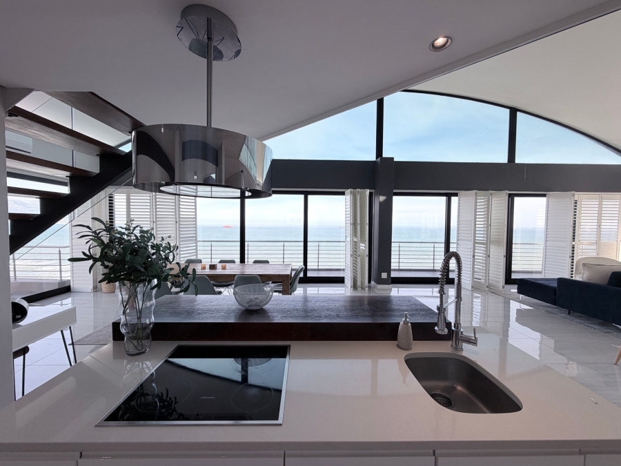 3 Bedroom Property for Sale in Beachfront Western Cape